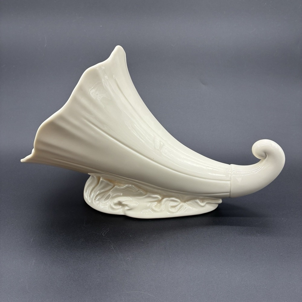Lenox Cornucopia Ivory Porcelain Centerpiece Thanksgiving Harvest Horn Vase USA